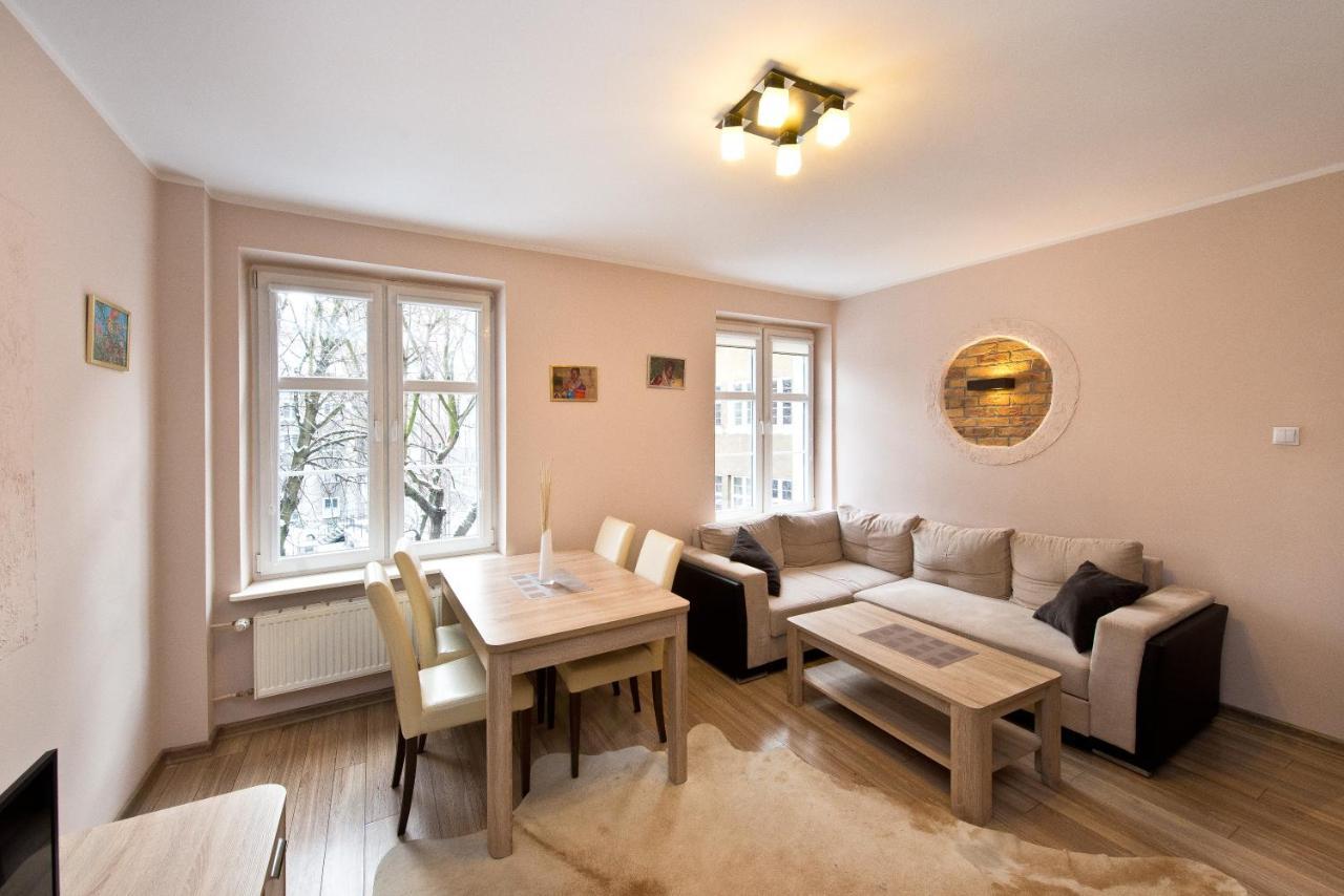Gdanskie Apartamenty - Old Town Rooms & Apartments Exterior photo